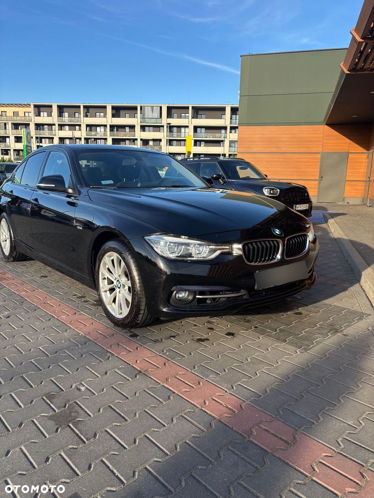 BMW Seria 3 318i Sport Line - 3