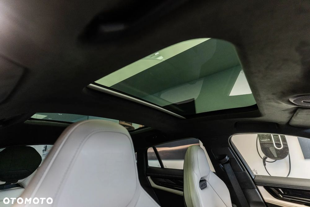 Porsche Panamera - 33