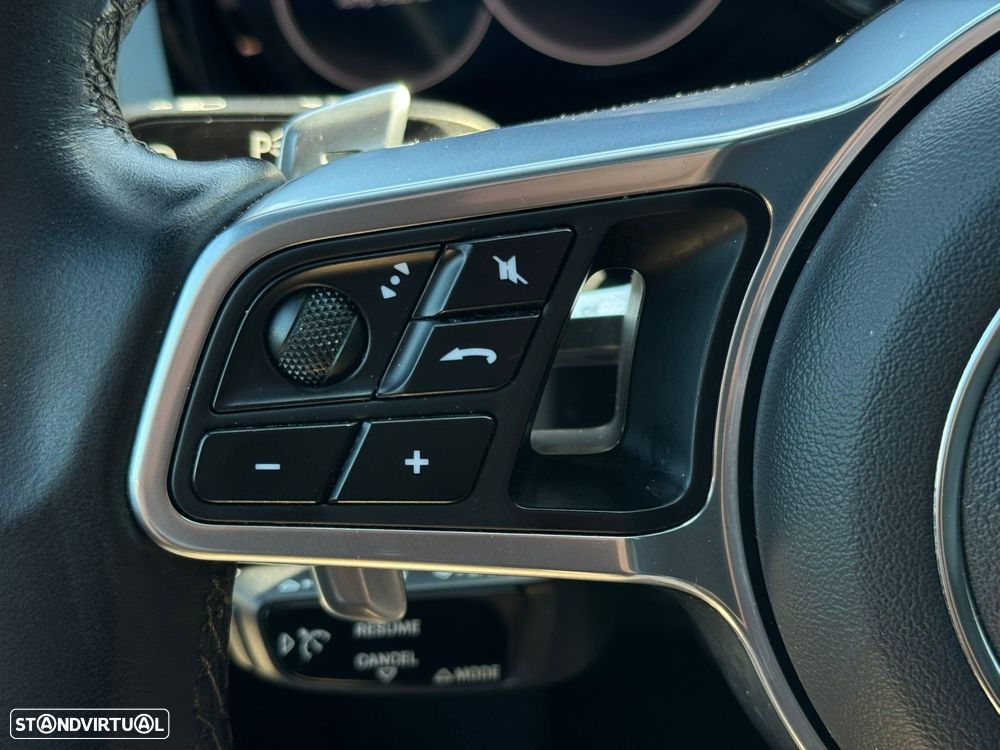 Porsche Cayenne E-Hybrid - 40