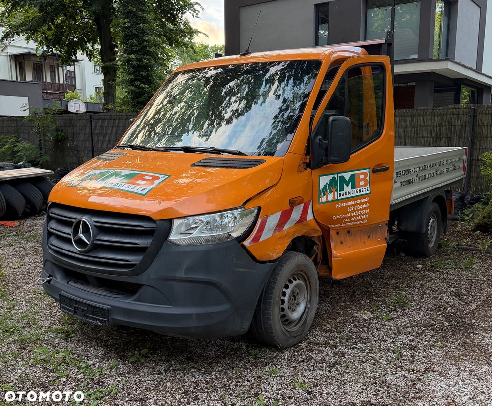 Mercedes-Benz Sprinter - 2