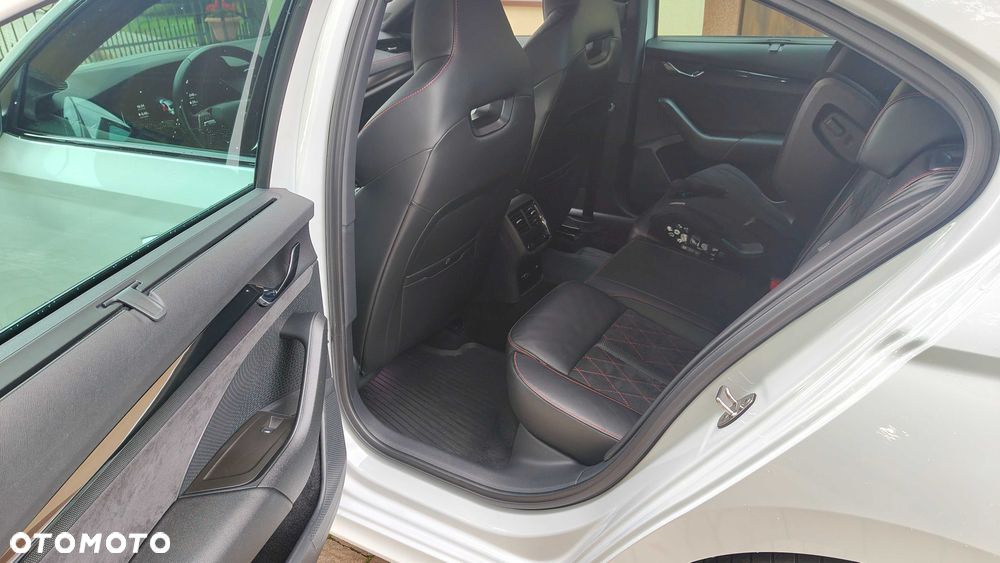 Skoda Octavia - 8