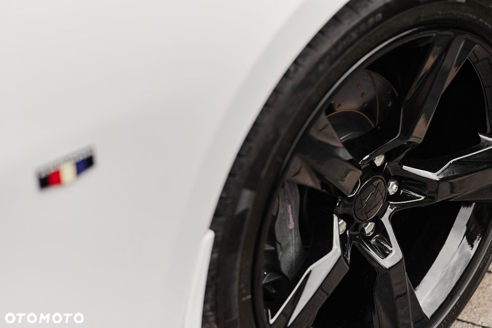 Chevrolet Camaro - 17