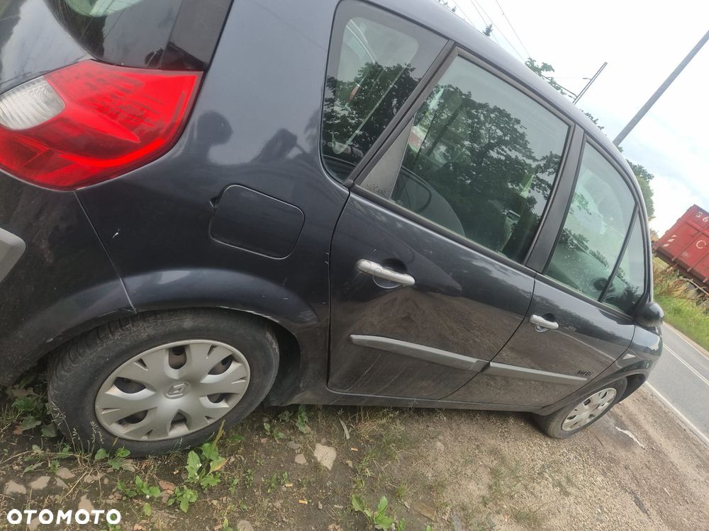 Renault Scenic - 4