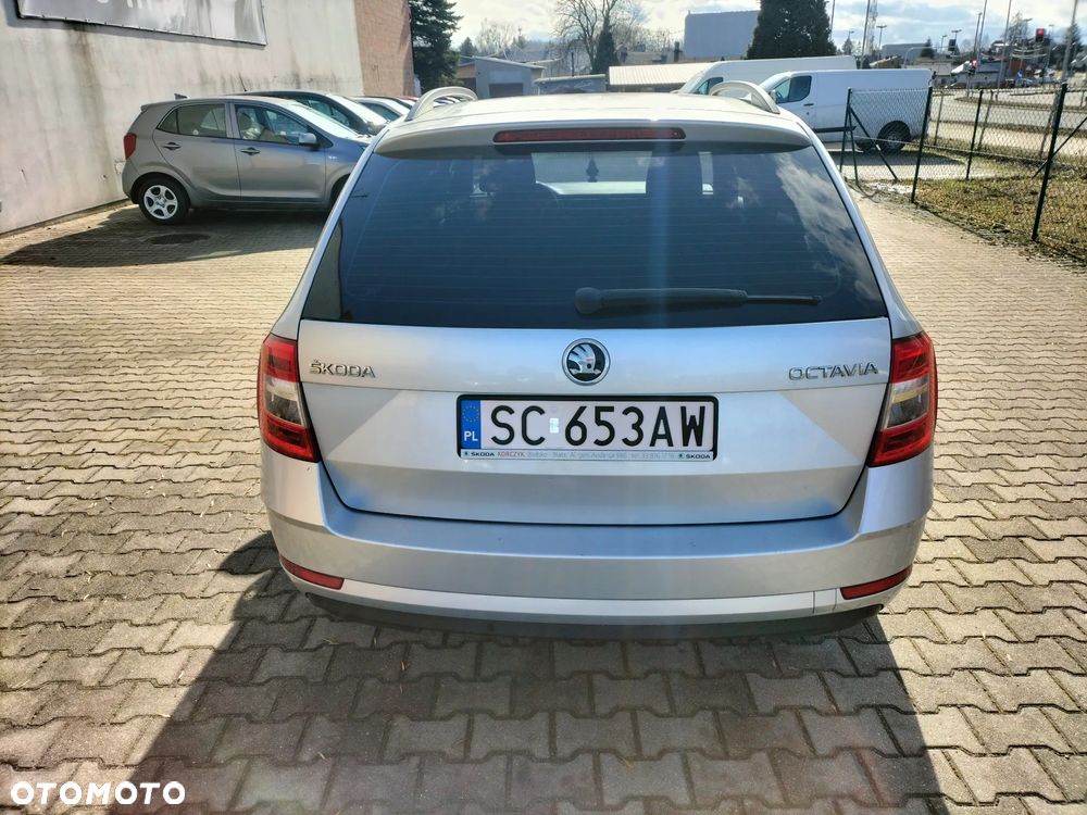 Skoda Octavia 1.6 TDI Ambition - 6
