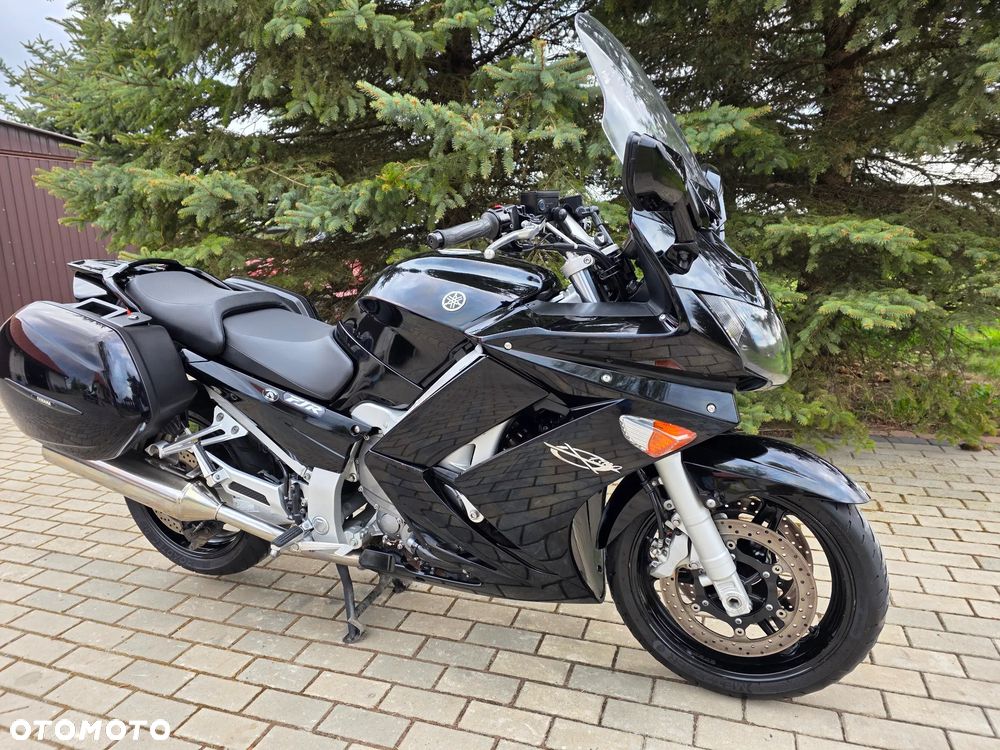 Yamaha FJR - 7