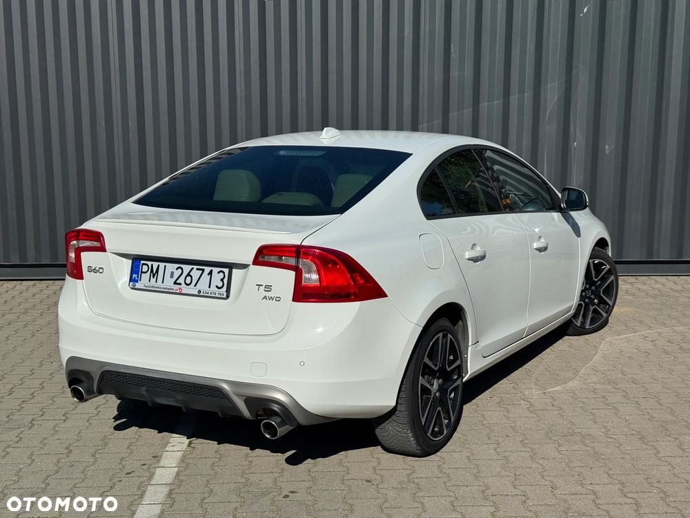 Volvo S60 T5 Drive-E Summum - 9