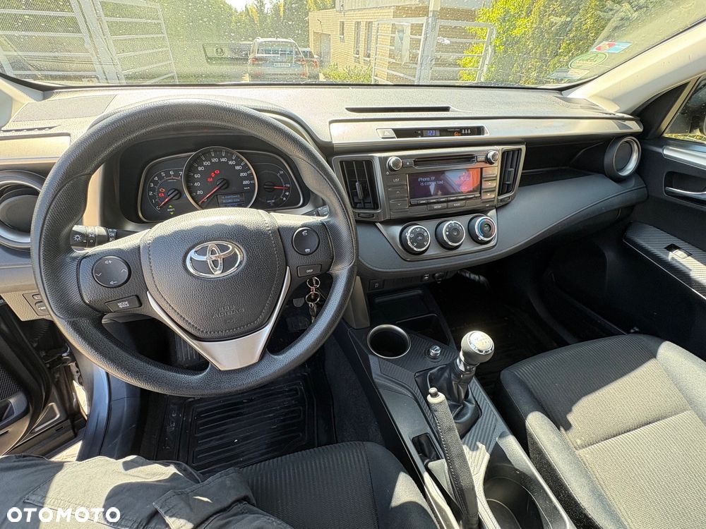 Toyota RAV4 2.0 D-4D Active - 10