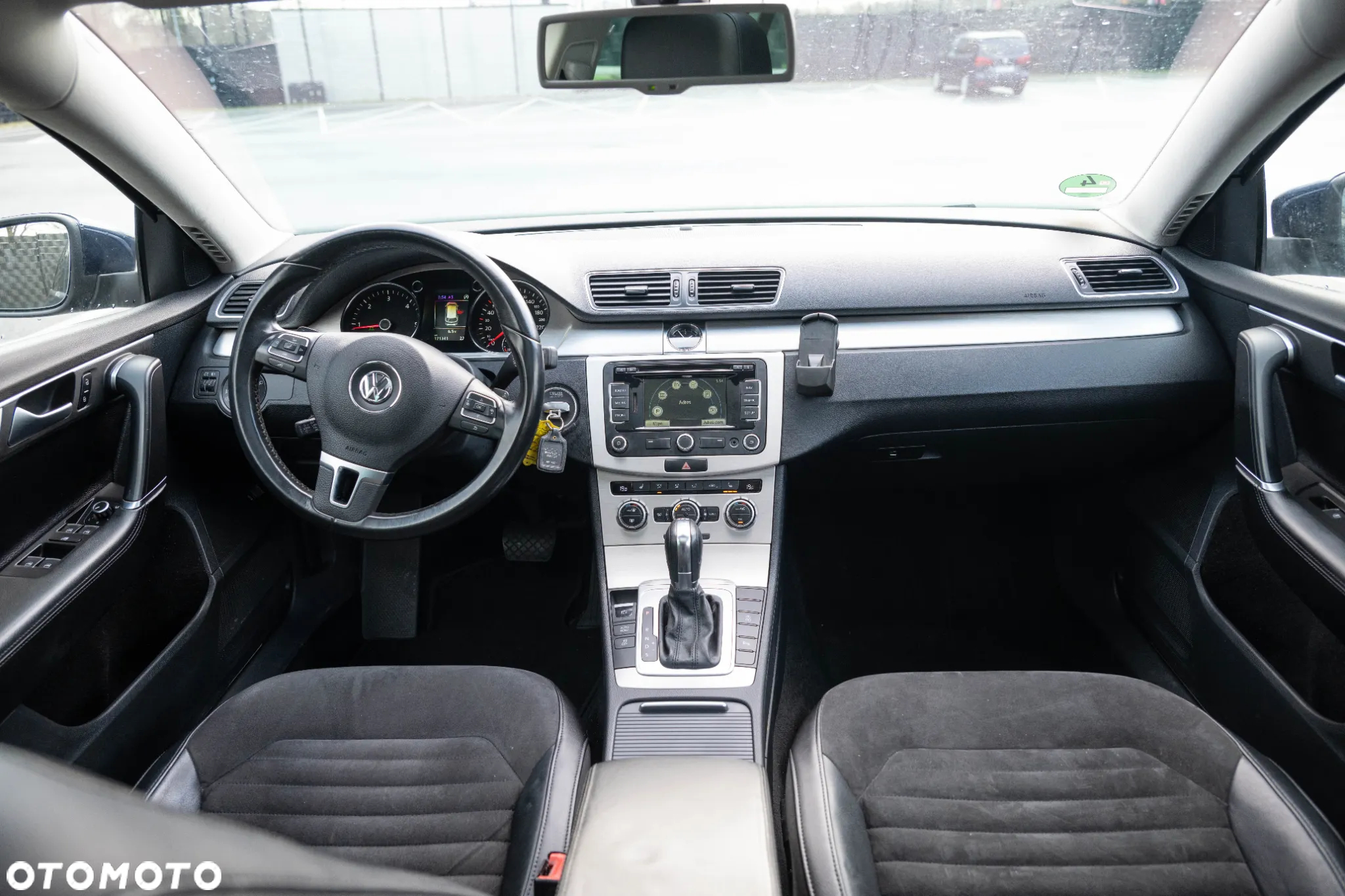 Volkswagen Passat Variant 2.0 TDI DSG BlueMotion Technology Comfortline - 17