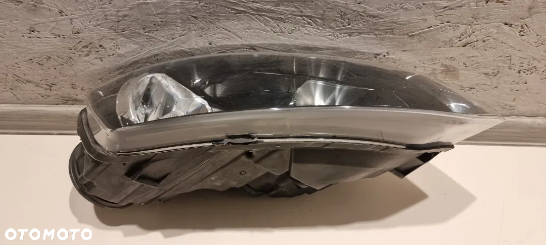 Lampa przód prawa VW POLO 5 V 6R0 HELLA - 3