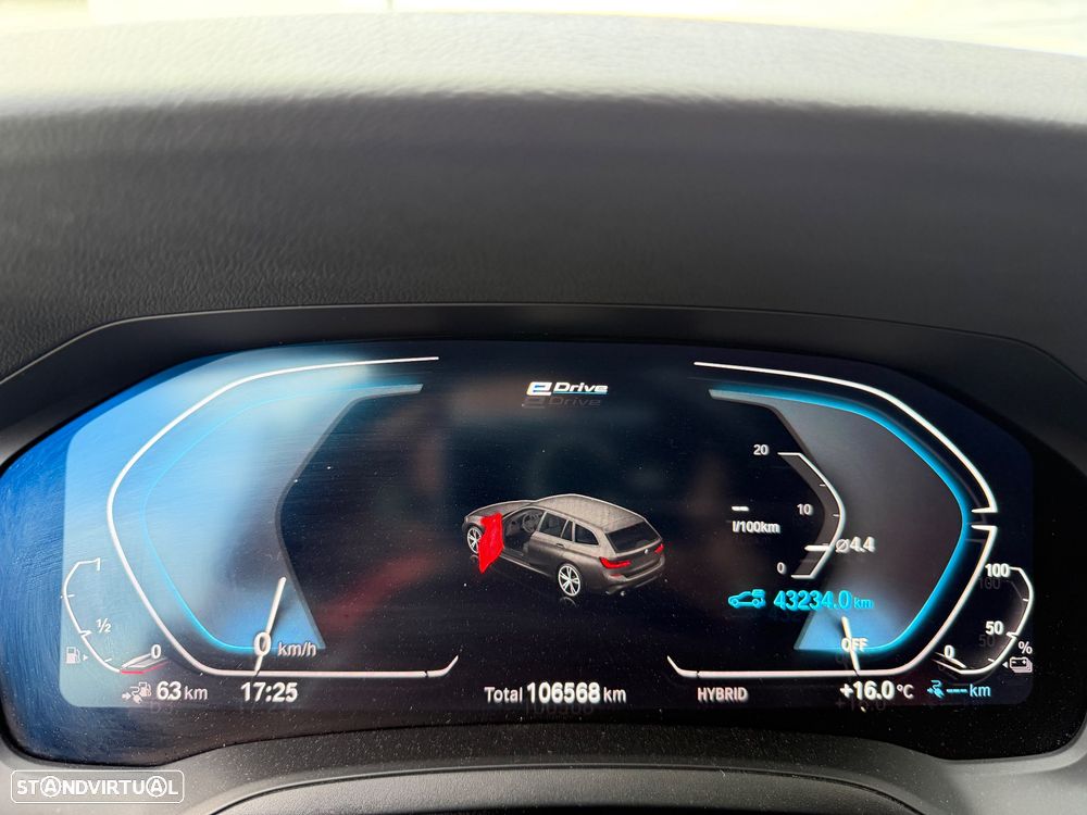 BMW 330 e Pack Desportivo M Auto - 11