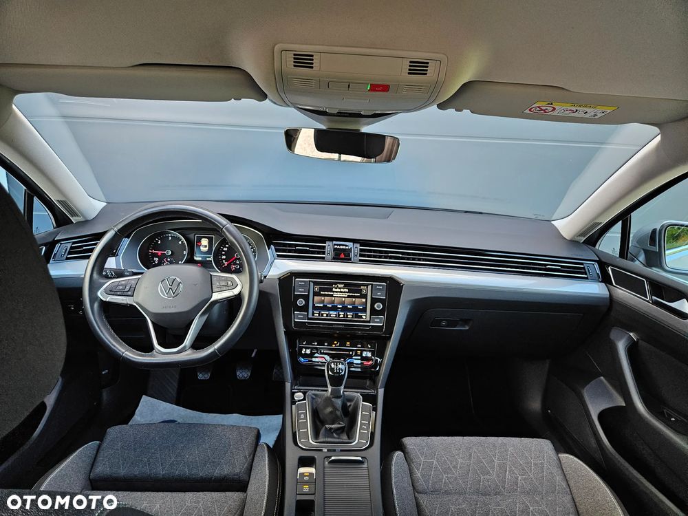 Volkswagen Passat 2.0 TDI EVO Business - 14