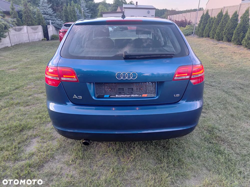 Audi A3 Sportback - 9