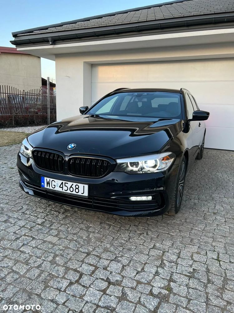 BMW Seria 5 530d xDrive Sport Line sport - 2