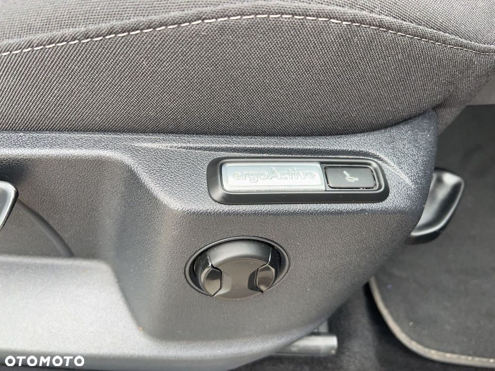 Volkswagen Tiguan Allspace - 18