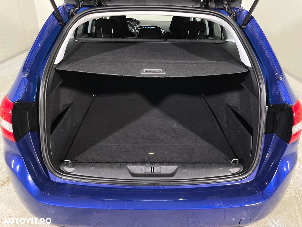 Peugeot 308 PureTech 130 GPF Stop & Start Allure Pack - 13