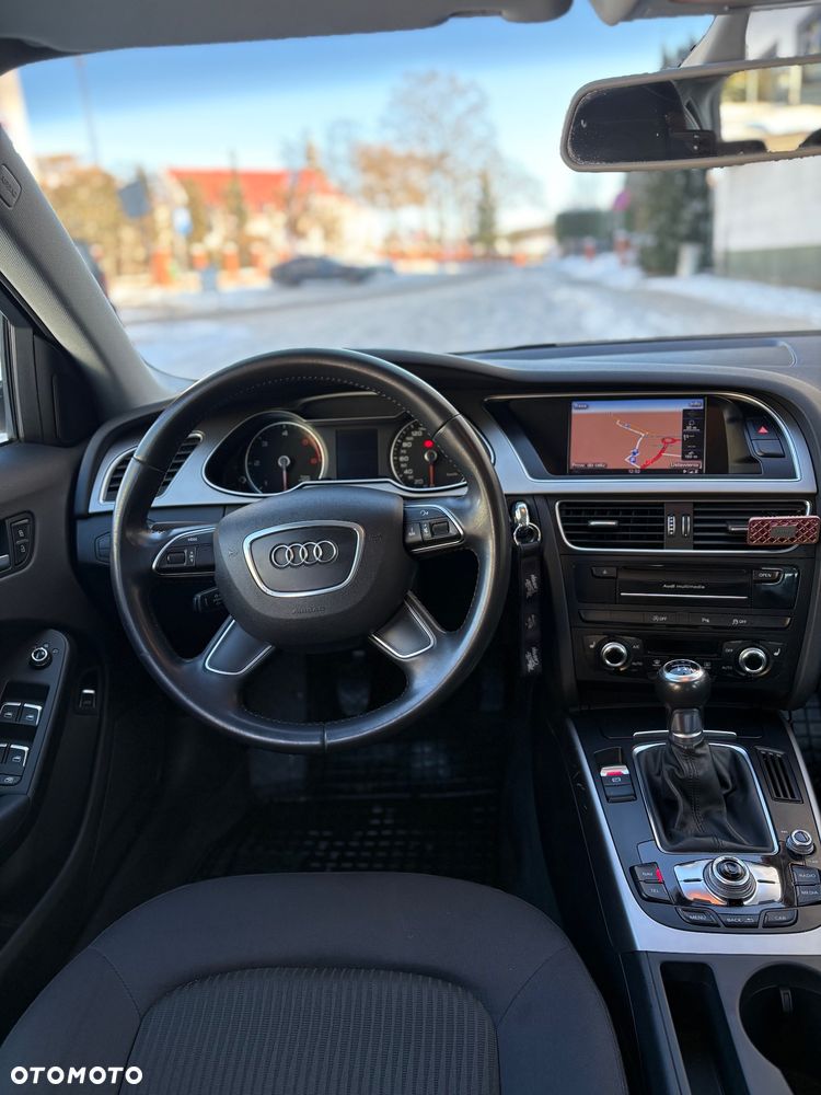 Audi A4 Avant 2.0 TDI - 9