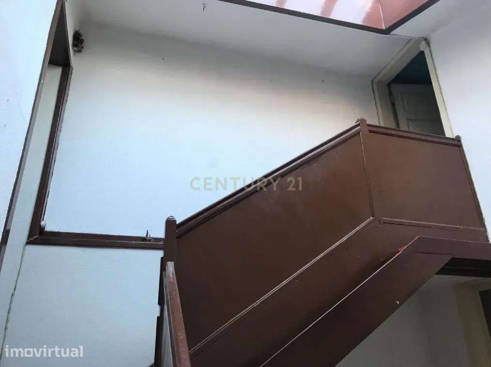 Prédio com Projeto Aprovado na Baixa do Porto - Grande imagem: 4/23