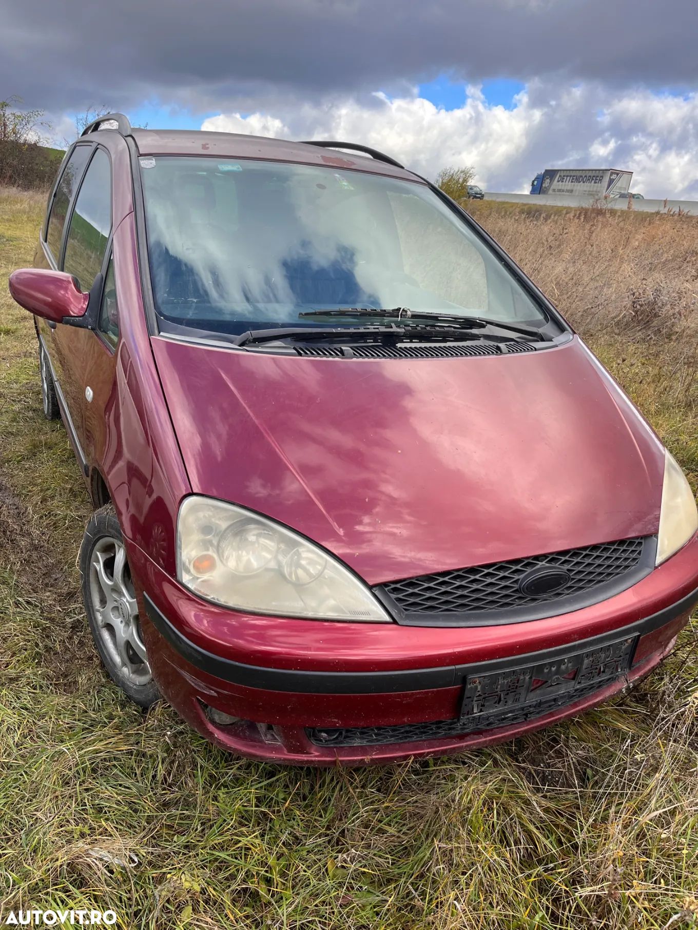 Dezmembrez piese Ford Galaxy - 1