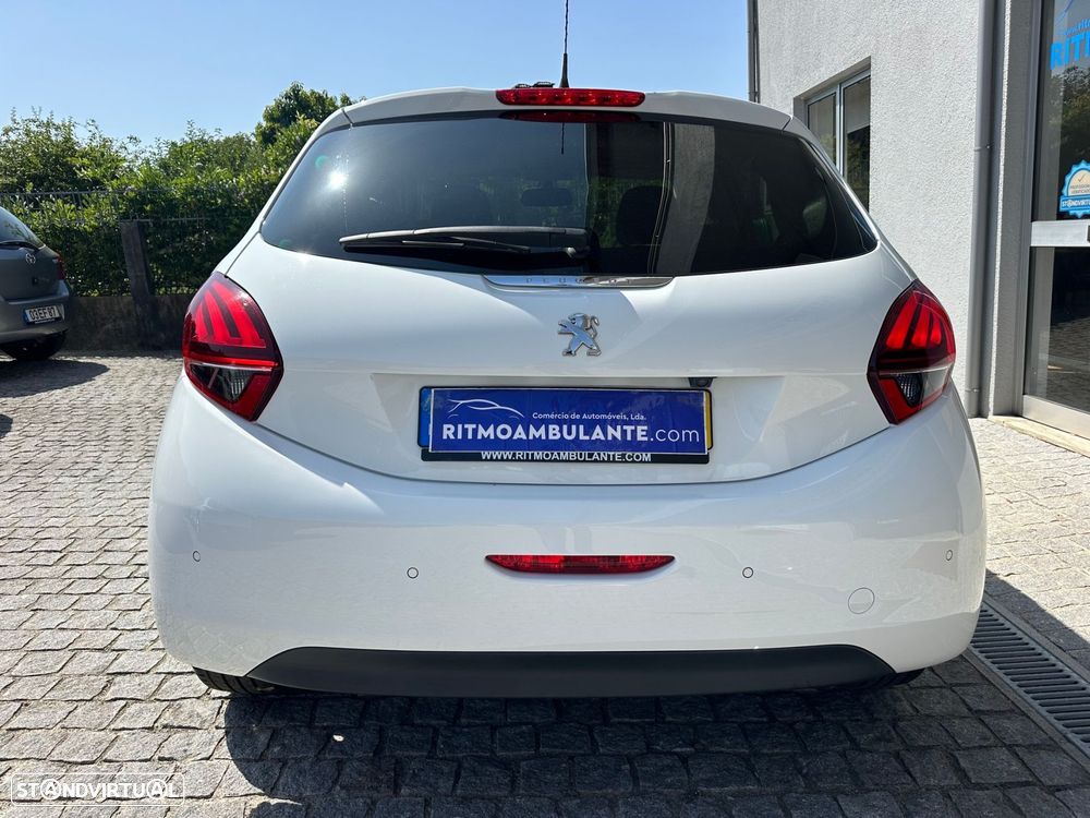 Peugeot 208 1.6 BlueHDi Style - 3