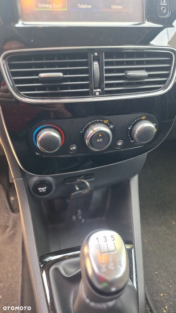 Renault Clio - 6