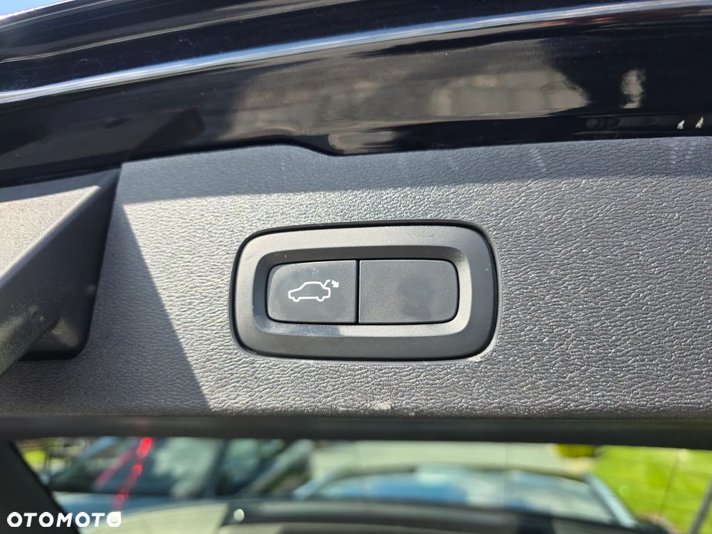 Volvo V60 T5 Geartronic Momentum Pro - 23