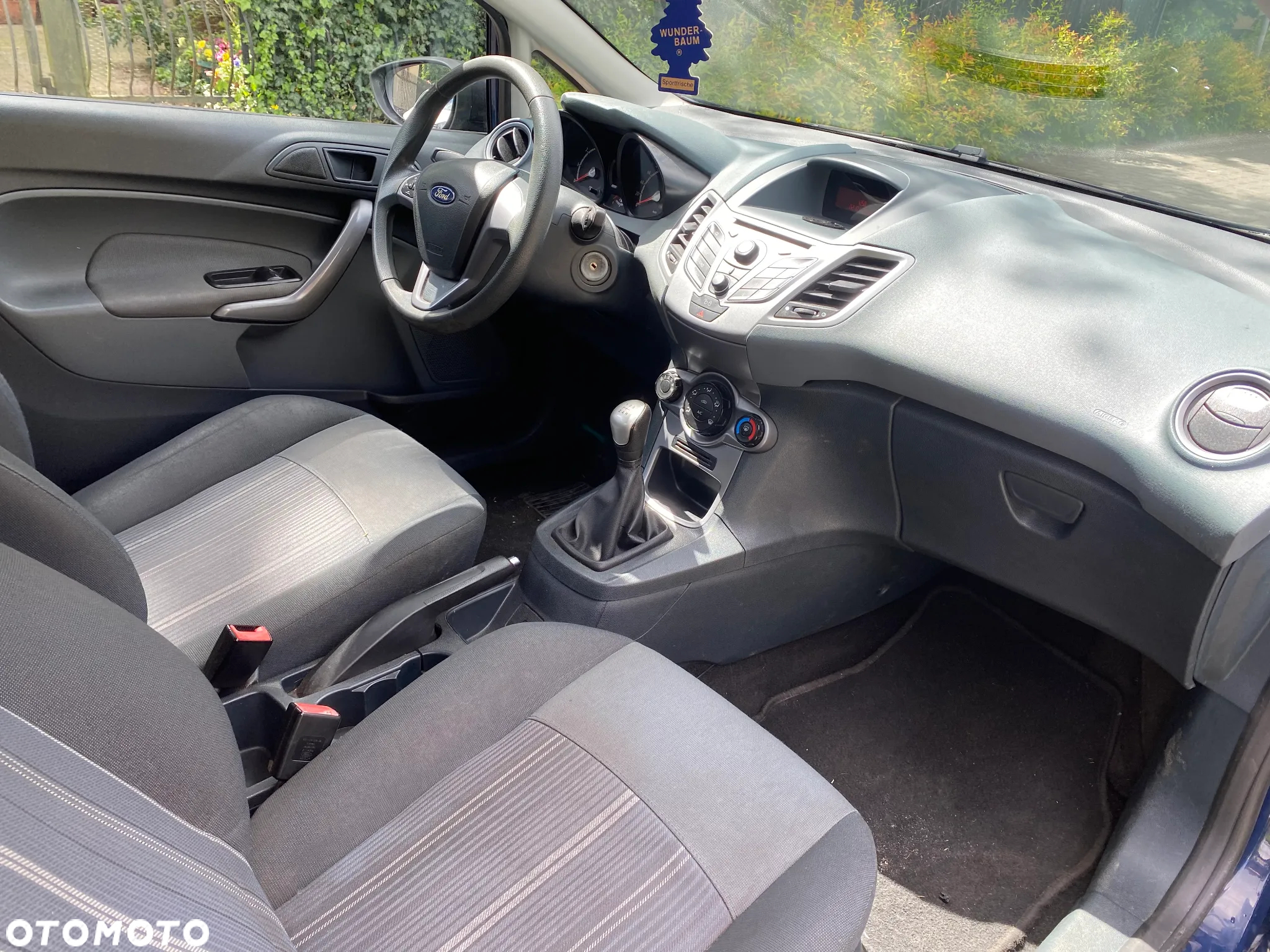 Ford Fiesta 1.25 Celebration - 9