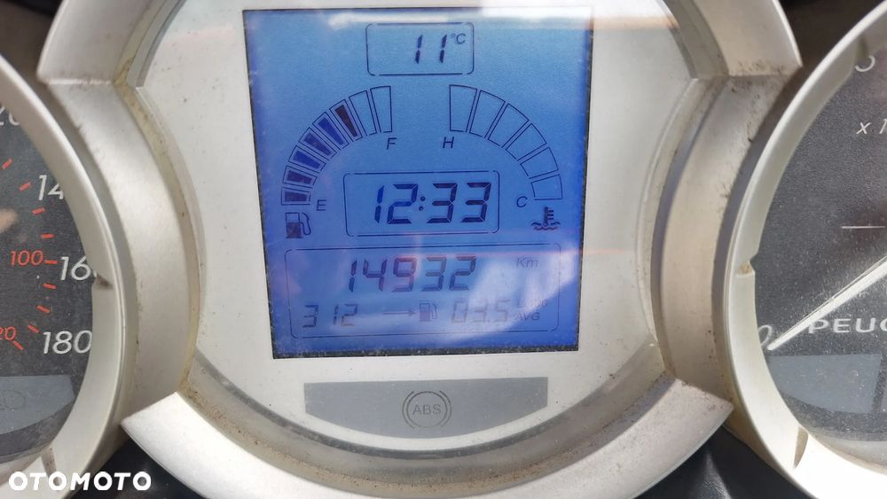 Peugeot Satelis - 2