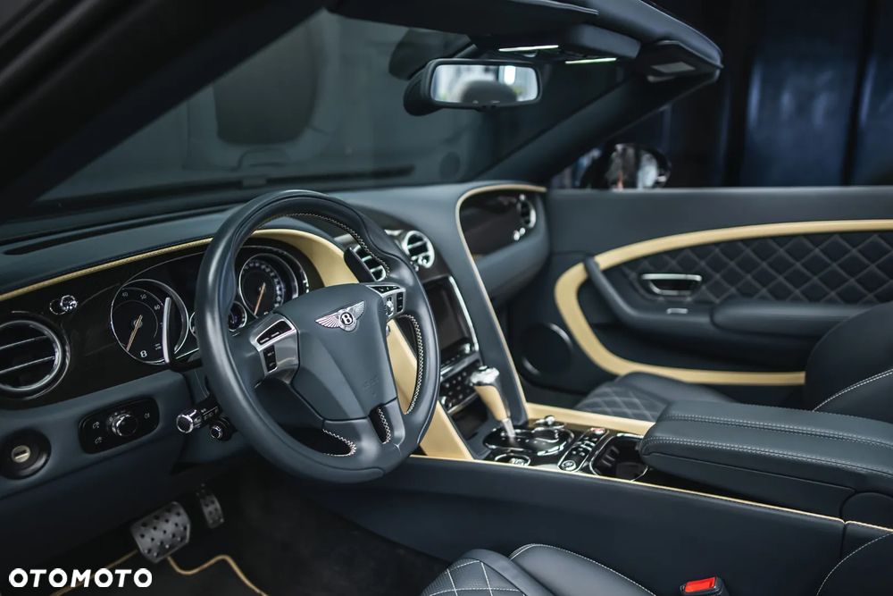 Bentley Continental GT - 16