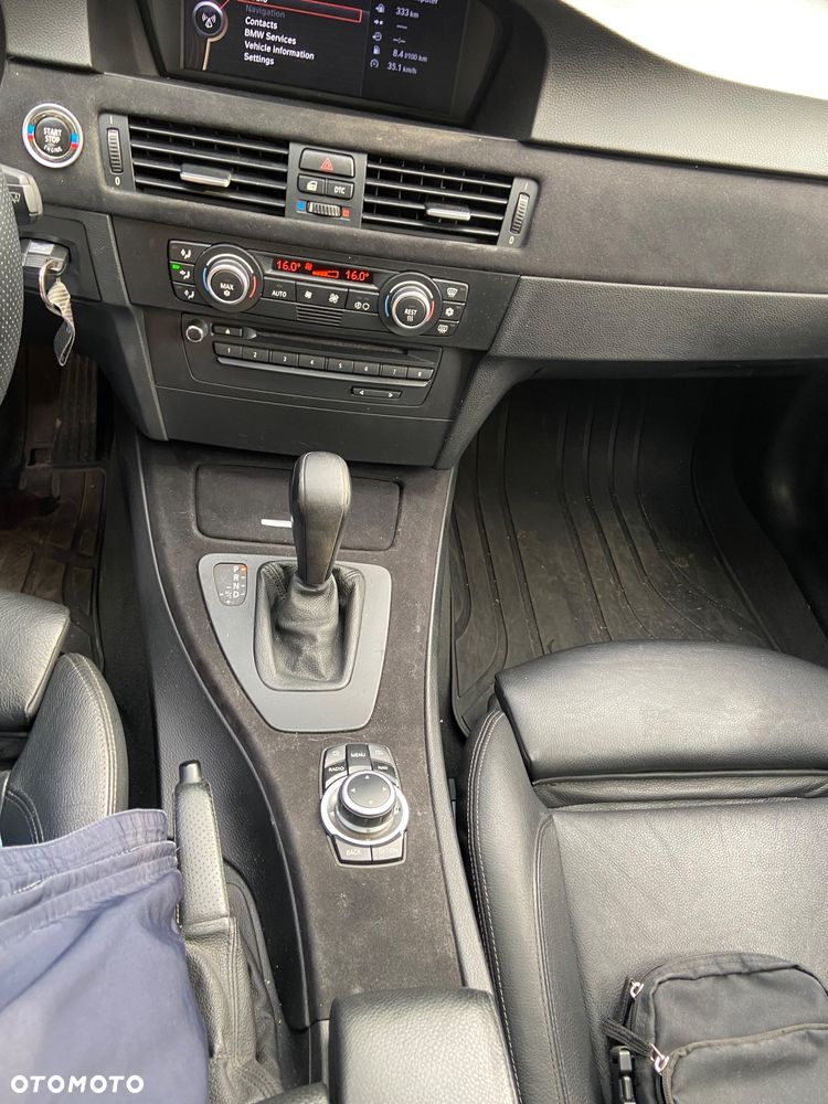 BMW Seria 3 325d DPF Touring - 19