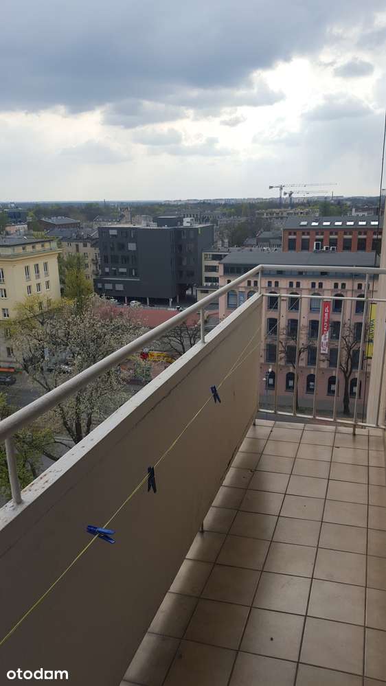 2-pokojowe mieszkanie w centrum z pięknym widokiem na panoramę miasta