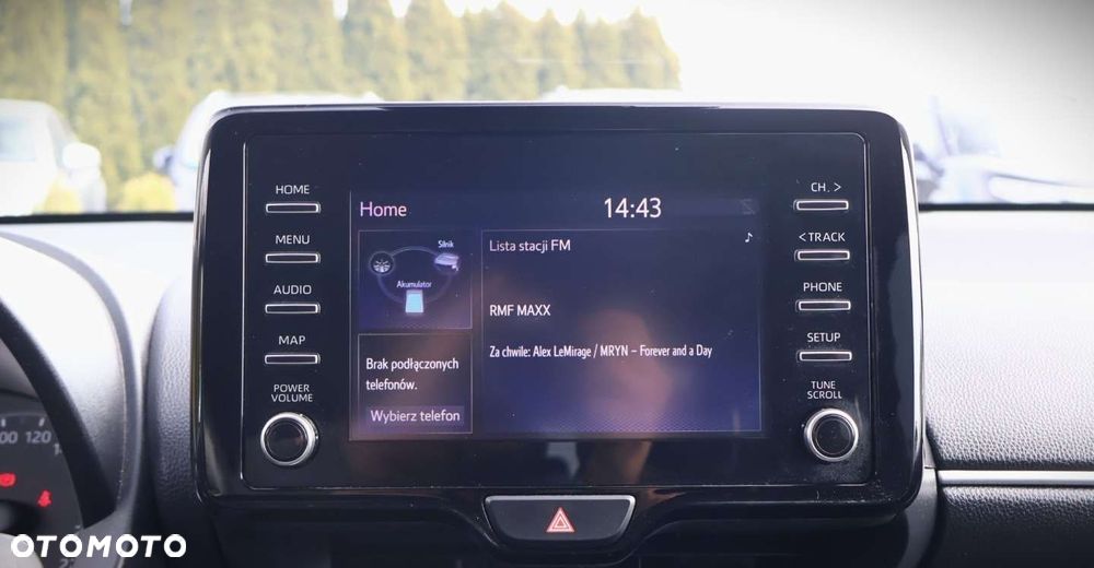 Toyota Yaris - 24