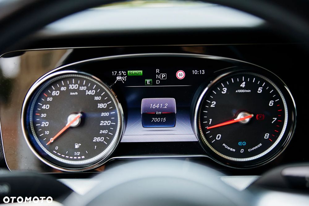 Mercedes-Benz Klasa E - 22