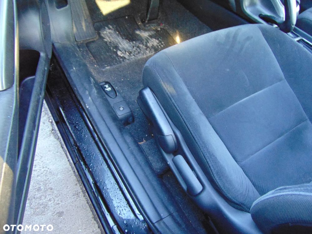 fotel kierowcy lewy honda civic VIII sedan europa - 5