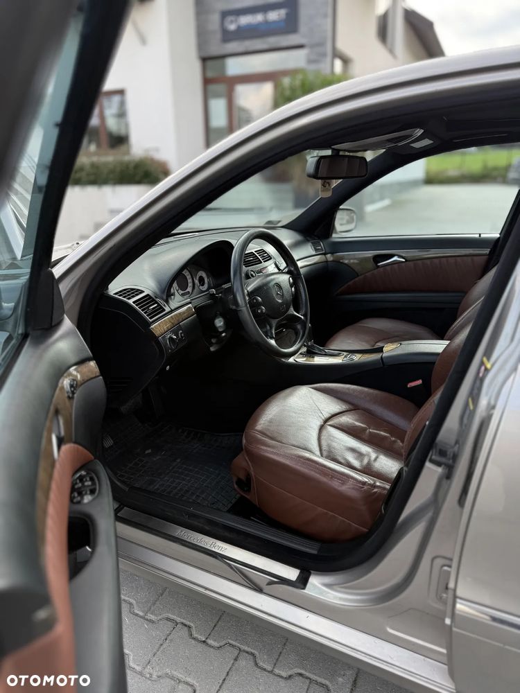 Mercedes-Benz Klasa E 320 CDI 4-Matic Avantgarde - 15