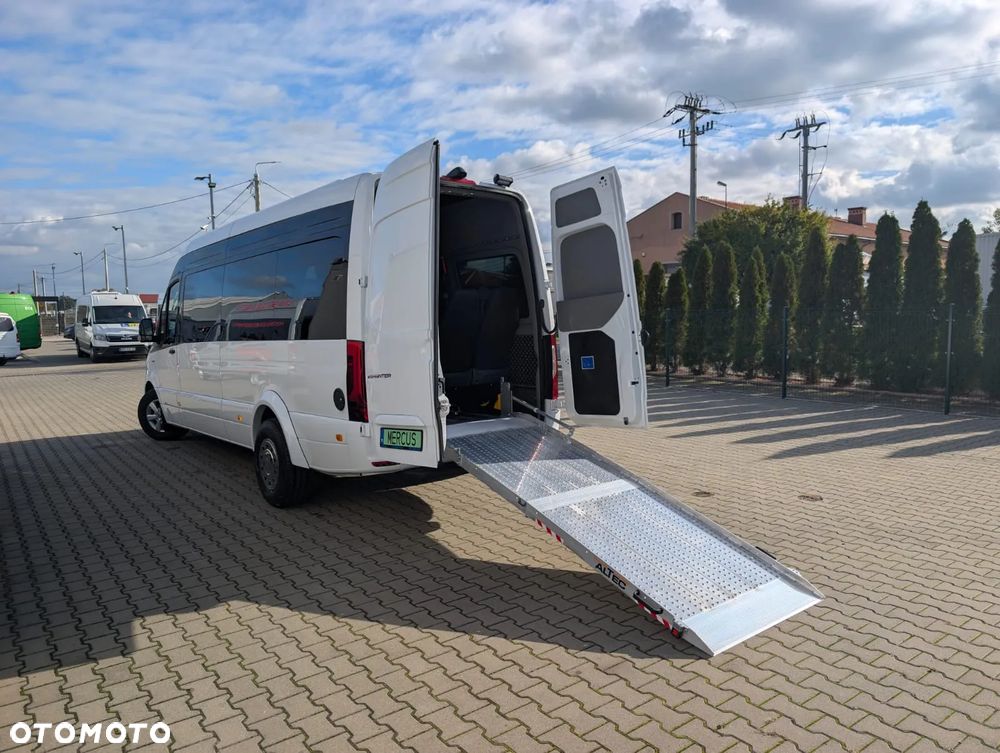 Mercedes-Benz eSprinter - 10