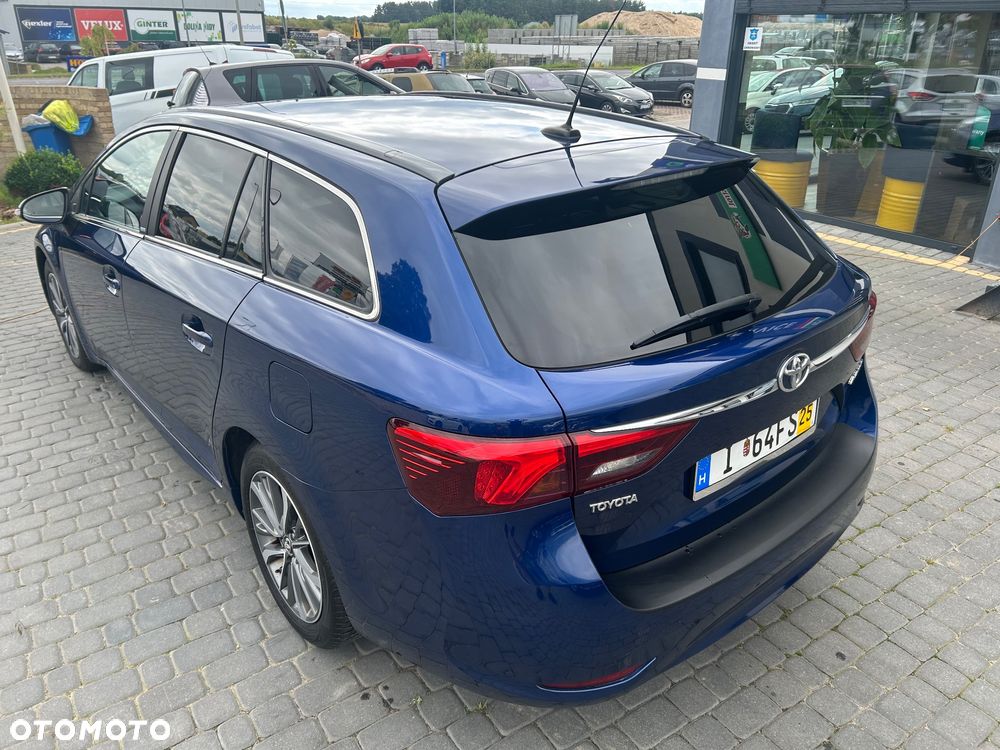 Toyota Avensis 2.0 D-4D Active Business - 7