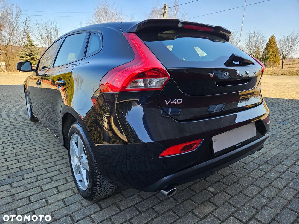Volvo V40 T4 Kinetic - 10