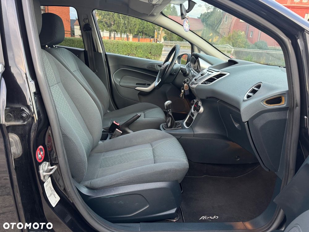 Ford Fiesta 1.25 Ambiente - 8
