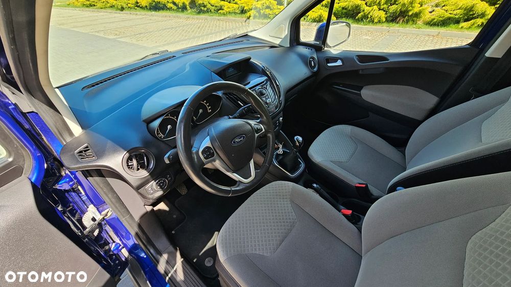 Ford Tourneo Courier 1.0 EcoBoost Titanium - 10