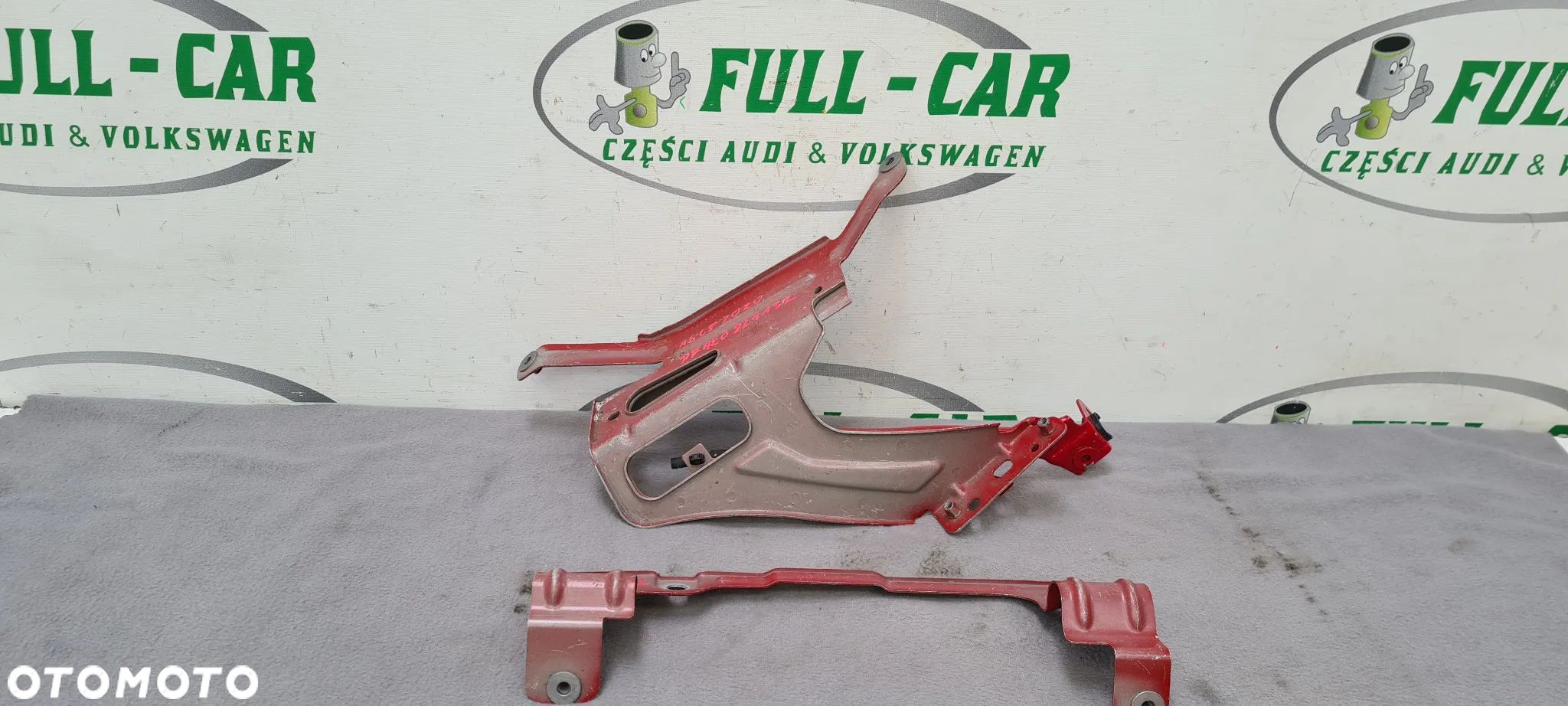 AUDI A6 A-6 C8 PRAWE LEWE MOCOWANIE WSPORNIK BŁOTNIKA  4K0821132 4K0821167 4K0821168 - 1