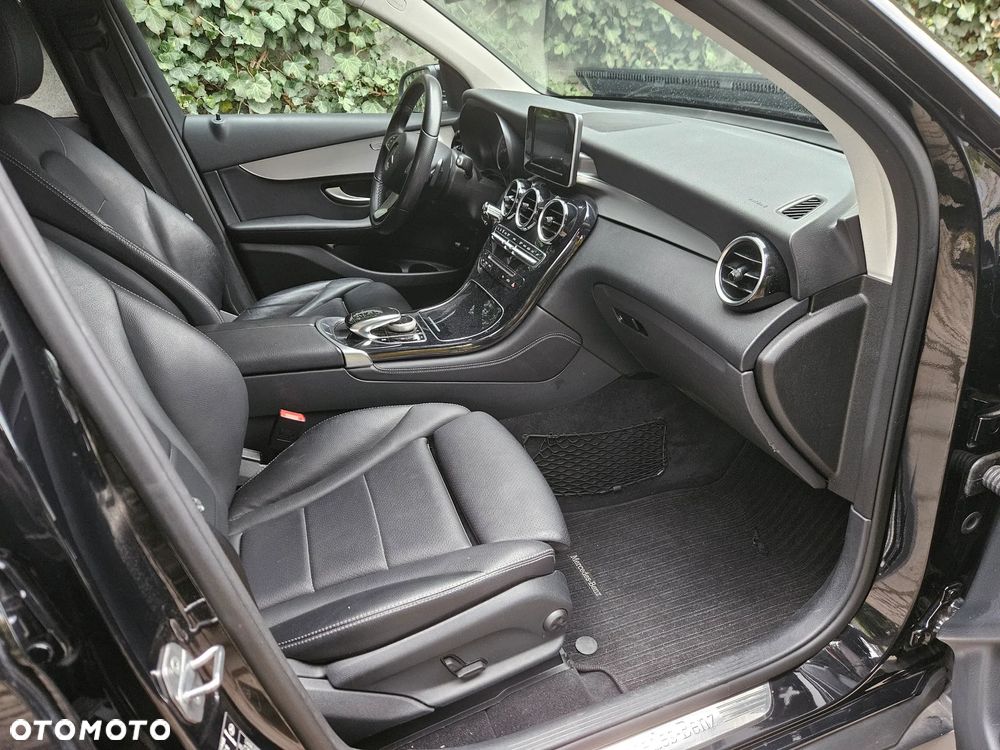 Mercedes-Benz GLC 220 d 4-Matic - 18