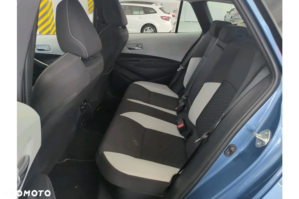 Toyota Corolla - 9