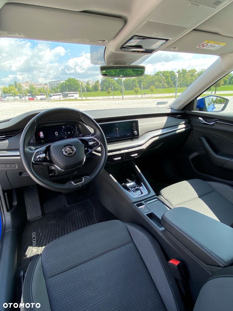 Skoda Octavia 2.0 TDI Ambition DSG - 17