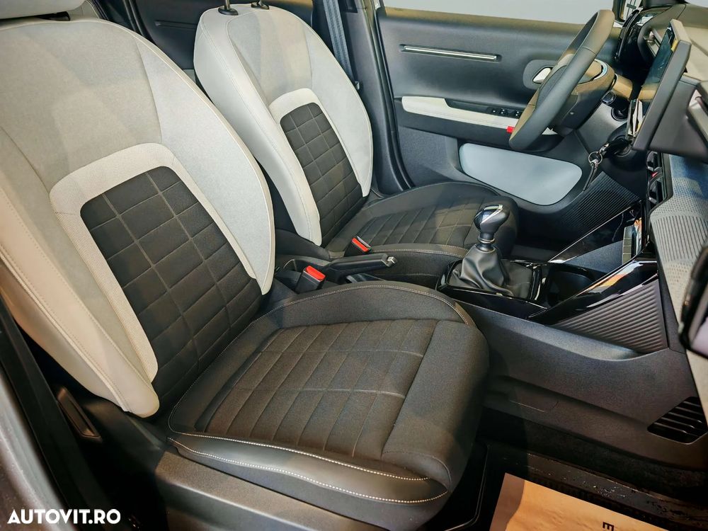 Citroën C3 1.2 PureTech 100 S&S BVM6 MAX - 9