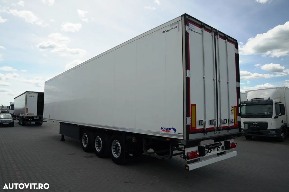 Schmitz Cargobull CAMION FRIGORIFER / TRANSPORT MAXIMA 1300 / AXĂ RIDICATĂ / COȘ PENTRU PALEȚI - 3