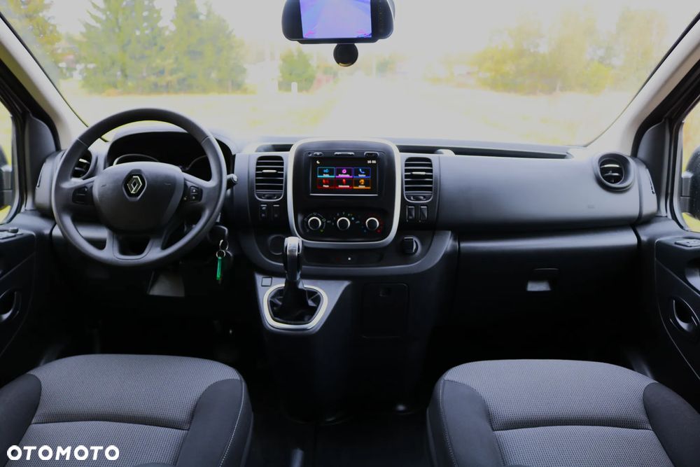 Renault Trafic - 12