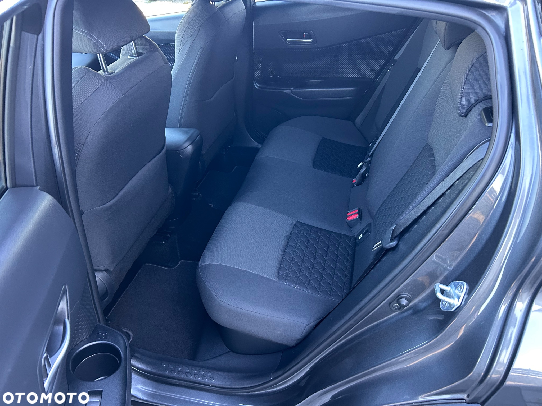 Toyota C-HR 1.8 Hybrid Style - 13