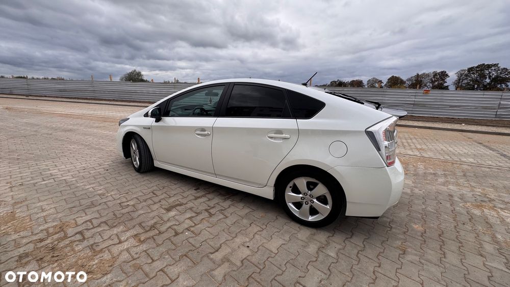 Toyota Prius - 24