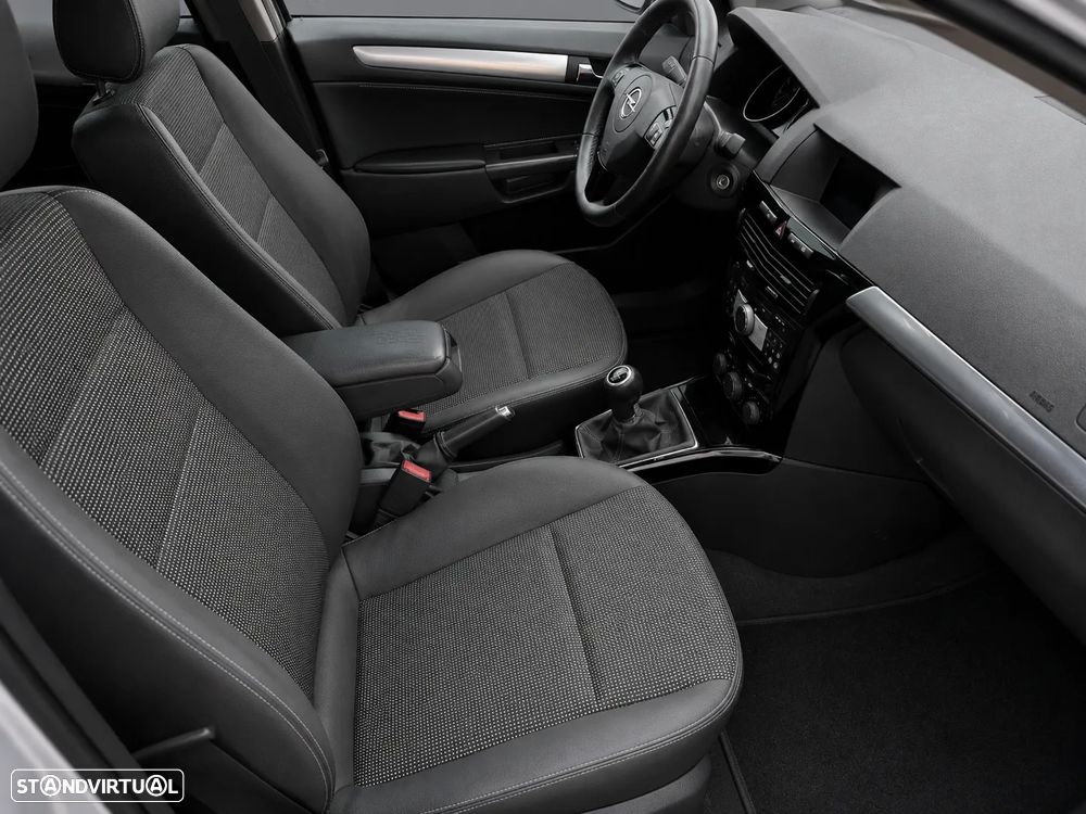 Opel Astra - 14