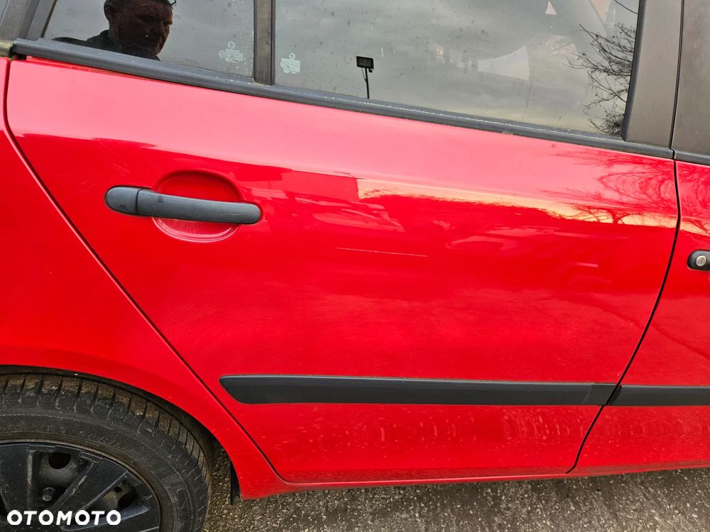 Skoda Fabia II 2 kombi drzwi tyl tylne  prawe lewe   8151 - 2